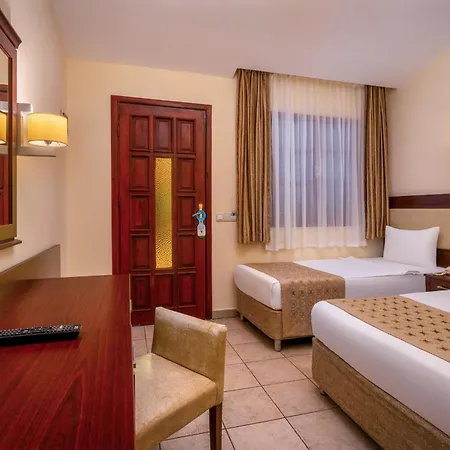 Hotel Ozlem Garden 3*