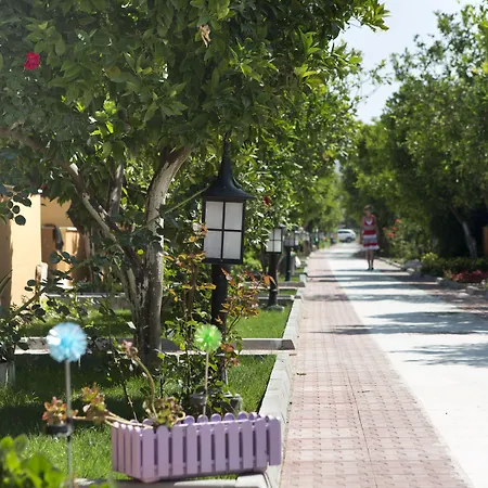 Hotel Ozlem Garden 3*