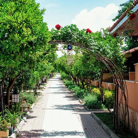 Ozlem Garden Otel Side