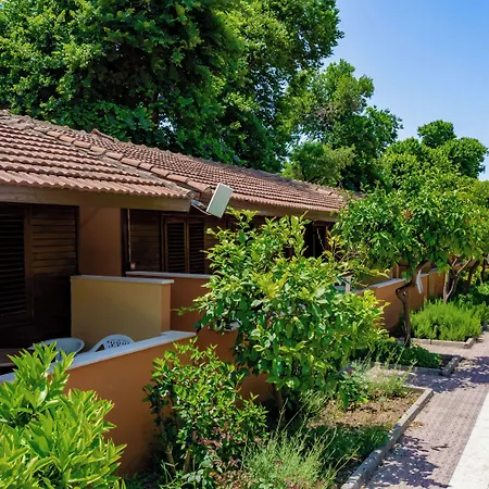 Otel Ozlem Garden 3*