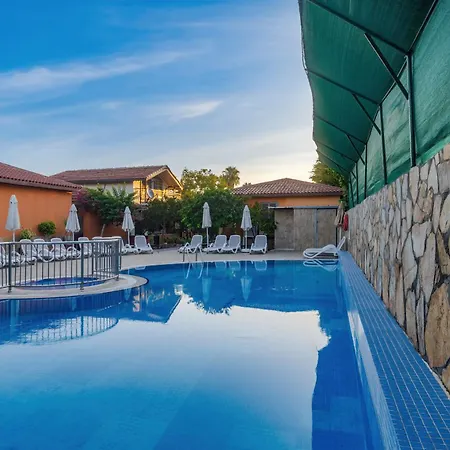 فندق Ozlem Garden سيدي