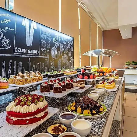 Ozlem Garden فندق 3*