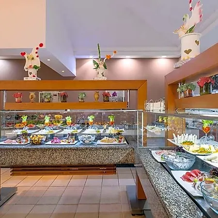 Ozlem Garden 3* سيدي