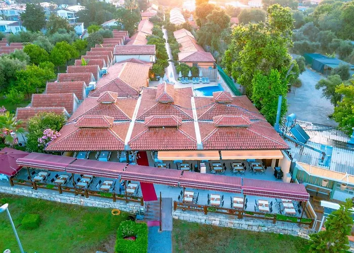 Ozlem Garden فندق